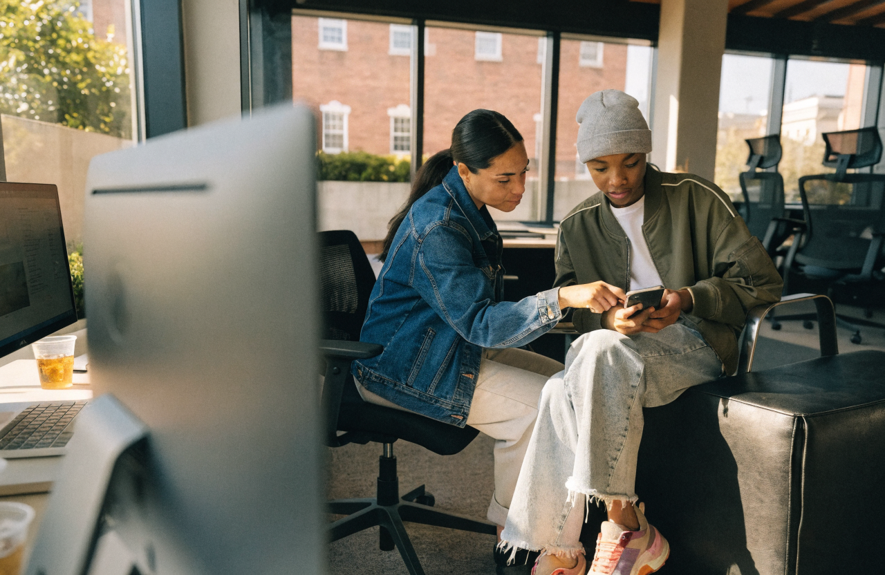 1-on-1 Smartphone Help at Technology Center
