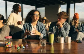Confidence in a Jar: Navigating the Hidden Curriculum at Student Services Center