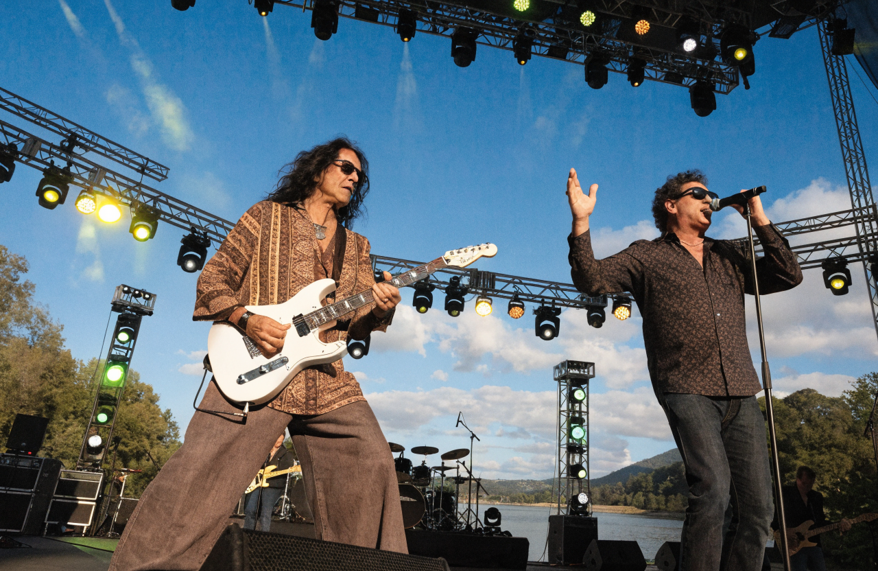 Santana & The Doobie Brothers - Oneness Tour 2026 at Shoreline Amphitheatre